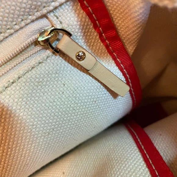 Kate Spade Red And Cream Tote With Ladybug Design 🐞 - Picture 5 of 7